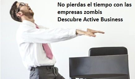 persona haciendo de zombie representando empresas zombie
